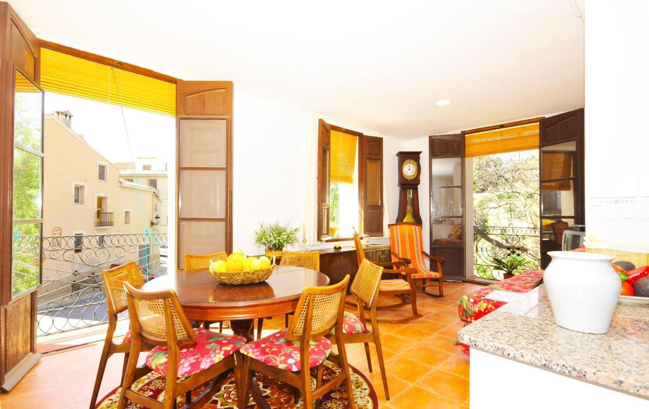 Casa Del Escriva Apartment Relleu Ngoại thất bức ảnh
