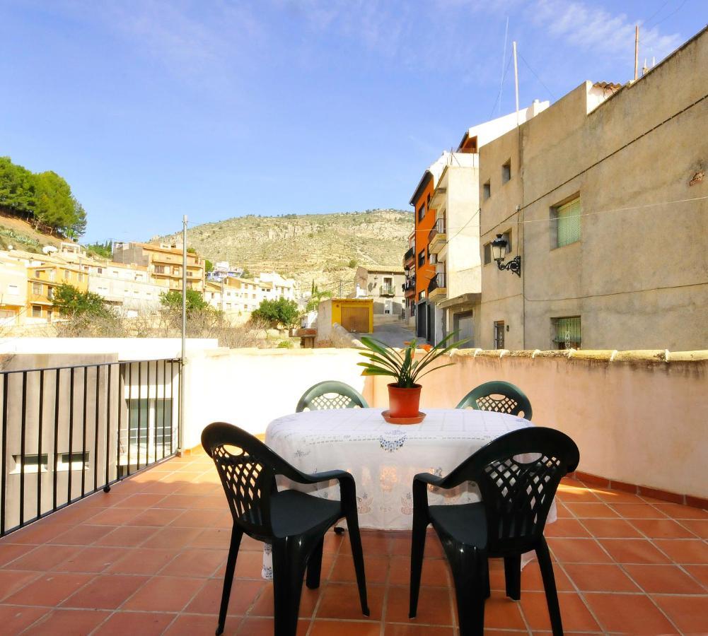 Casa Del Escriva Apartment Relleu Ngoại thất bức ảnh